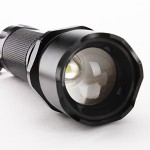 Επαναφορτιζόμενος φακός Cree Led 3 W 1000 Lumens